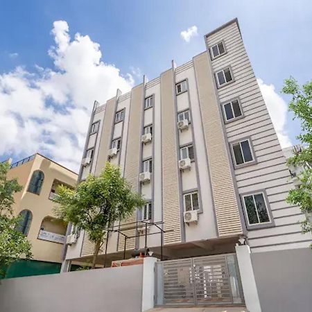 Living Homes Azura- Gachibowli, Near Dps Gachibowli, 하이데라바드 외부 사진